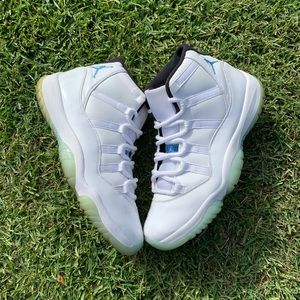 Jordan 11 “Legend Blue”